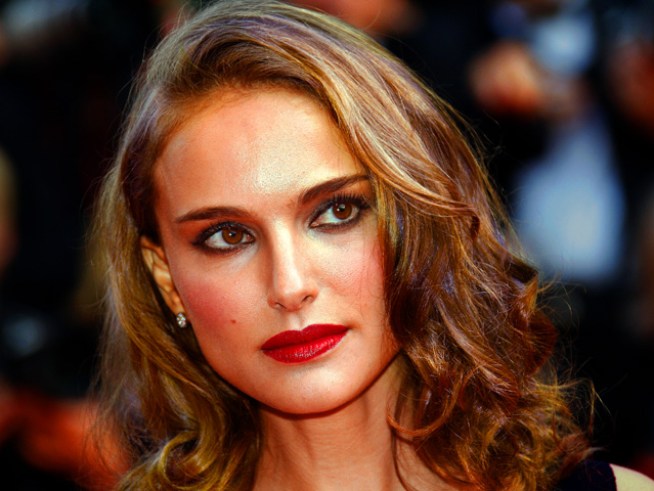 Natalie Portman Opens Up About Sex Scene