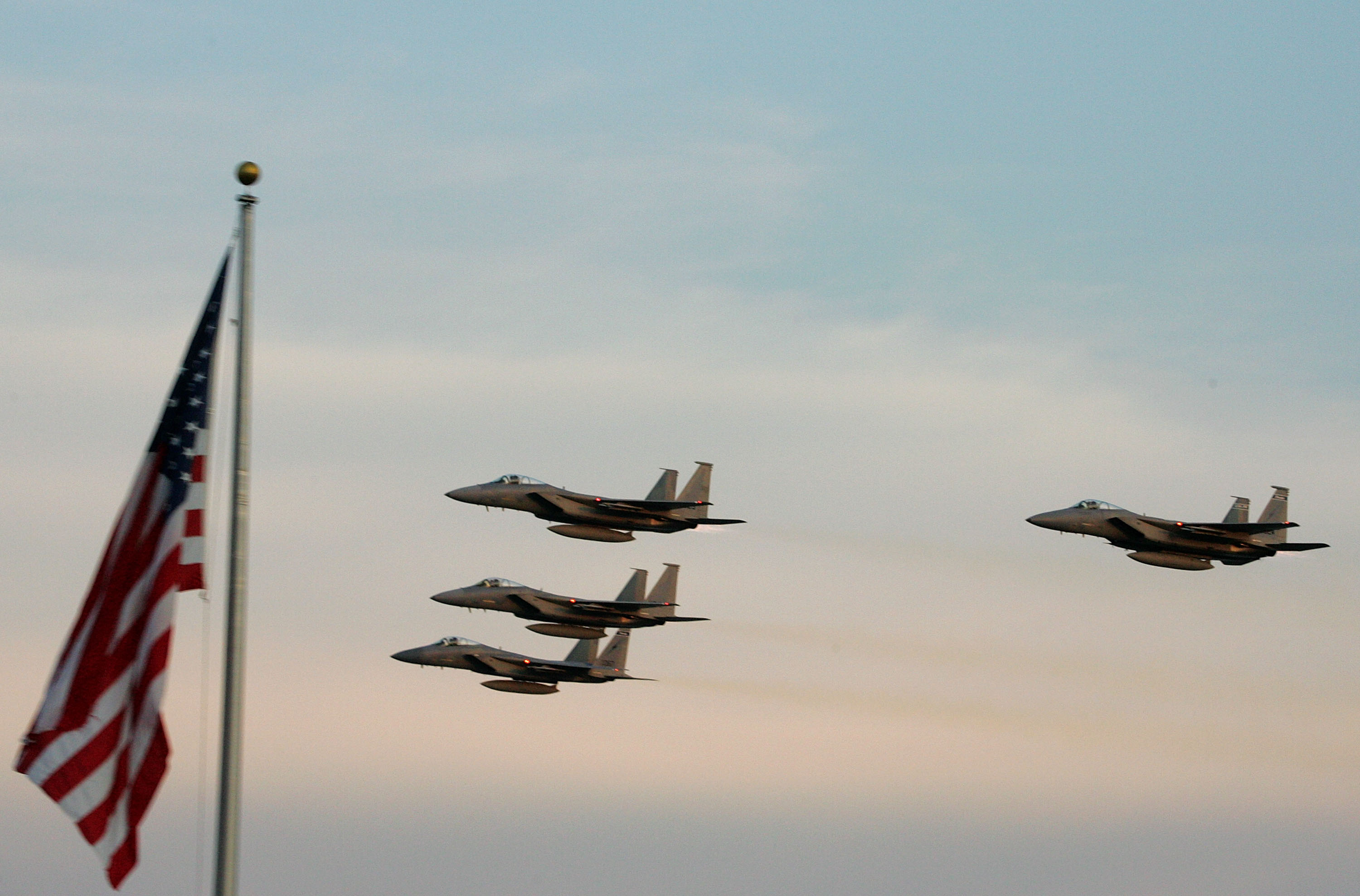 Fighter Jets Cause 'Sonic Boom' in Weston and Nearby Cities