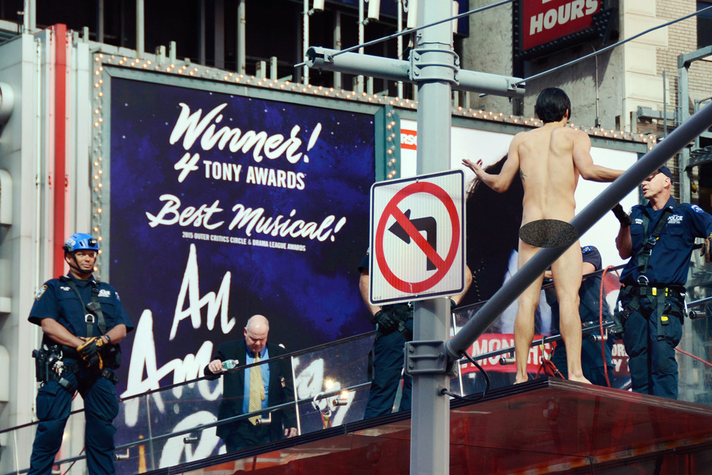 Charges to Be Dropped Against Naked Times Square Model