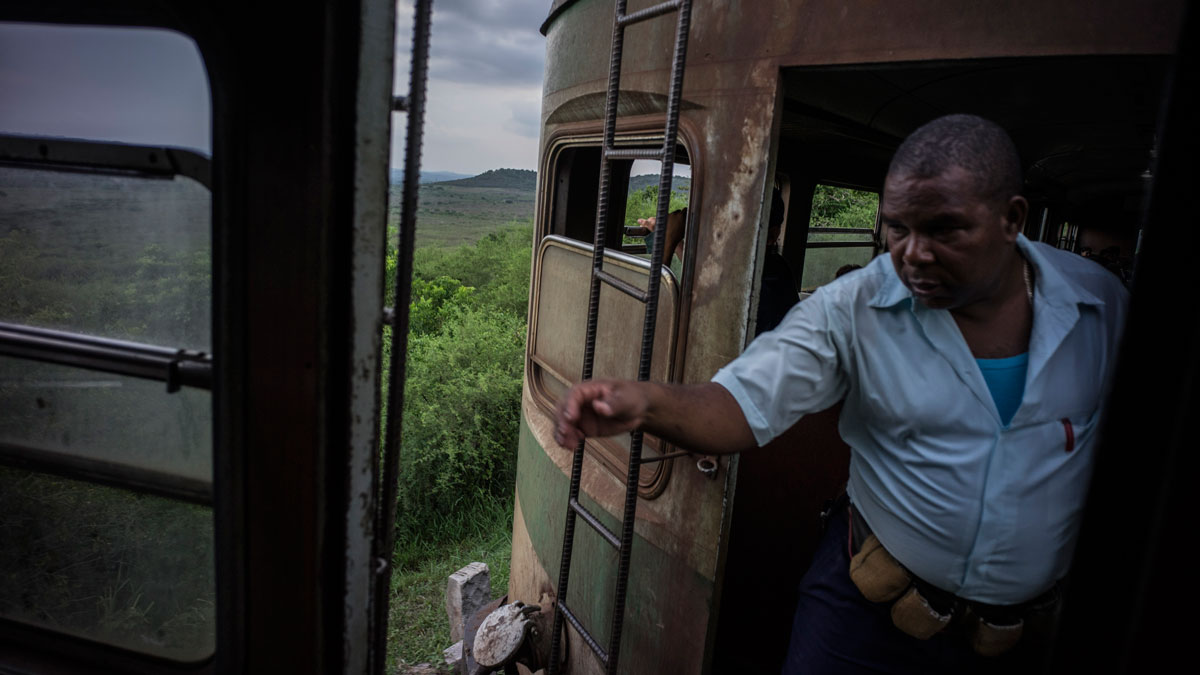 A Ride on Cuba's Slowly-Modernizing Trains