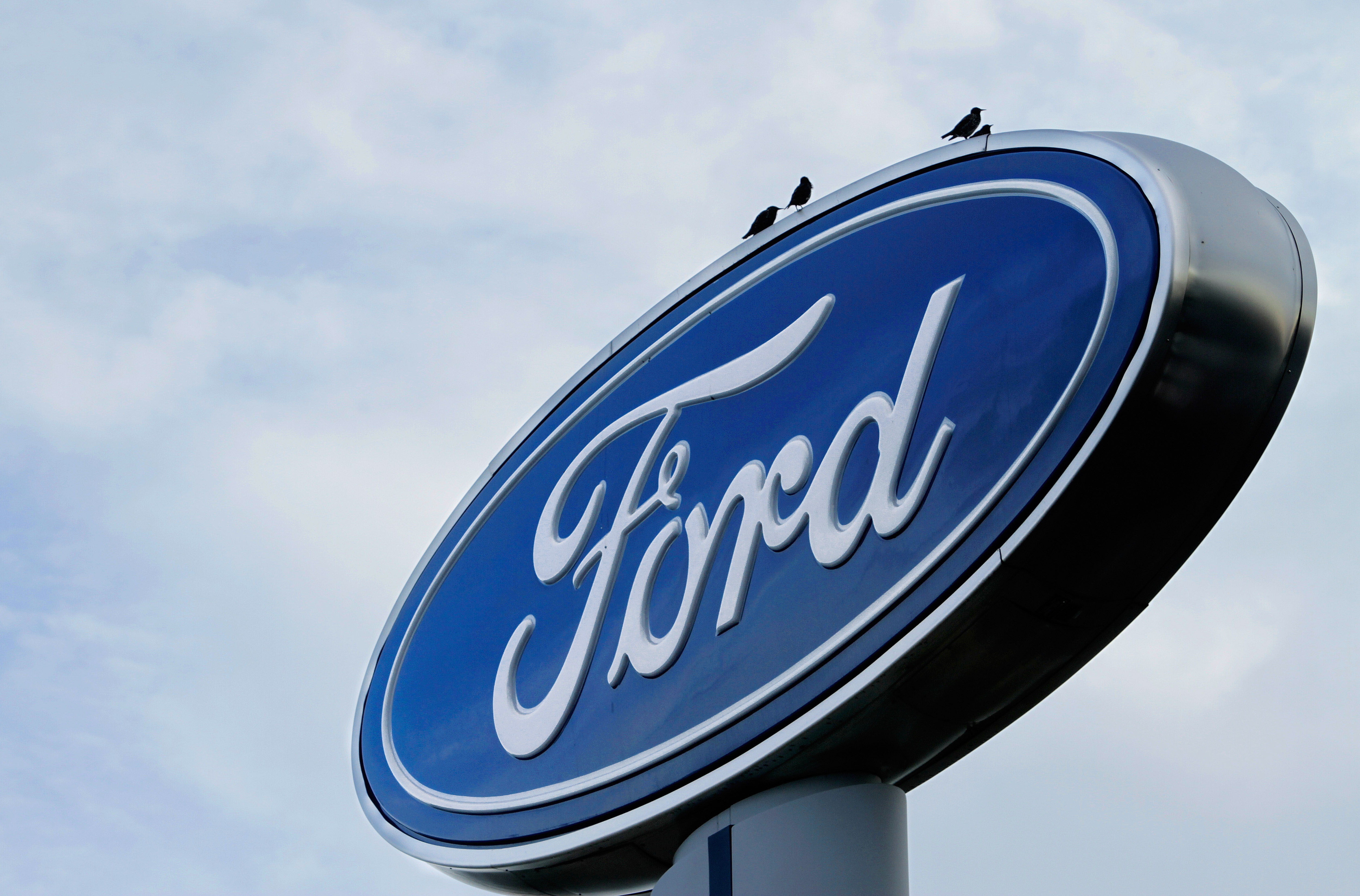 Ford Issues Recall For Seat Belt Attaching Bolts