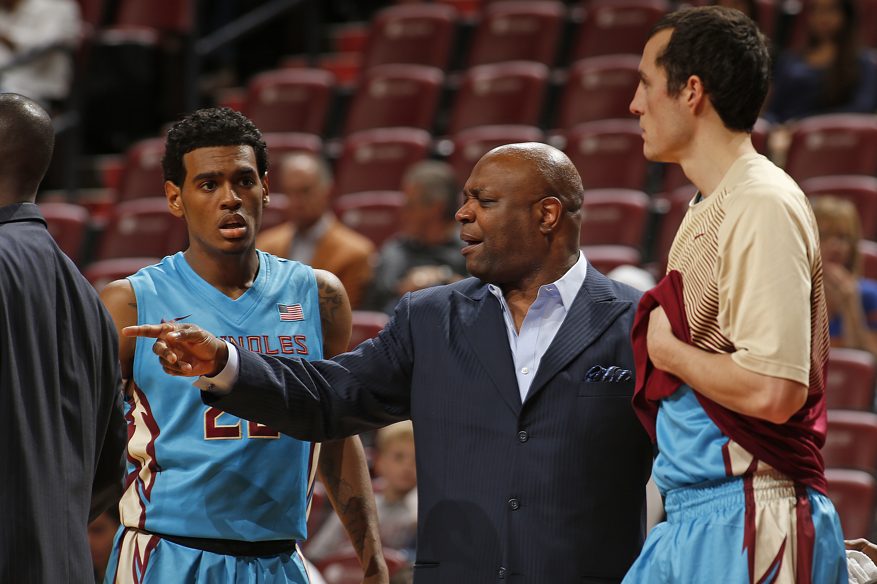 UF, FSU to Play in 2016 Orange Bowl Basketball Classic