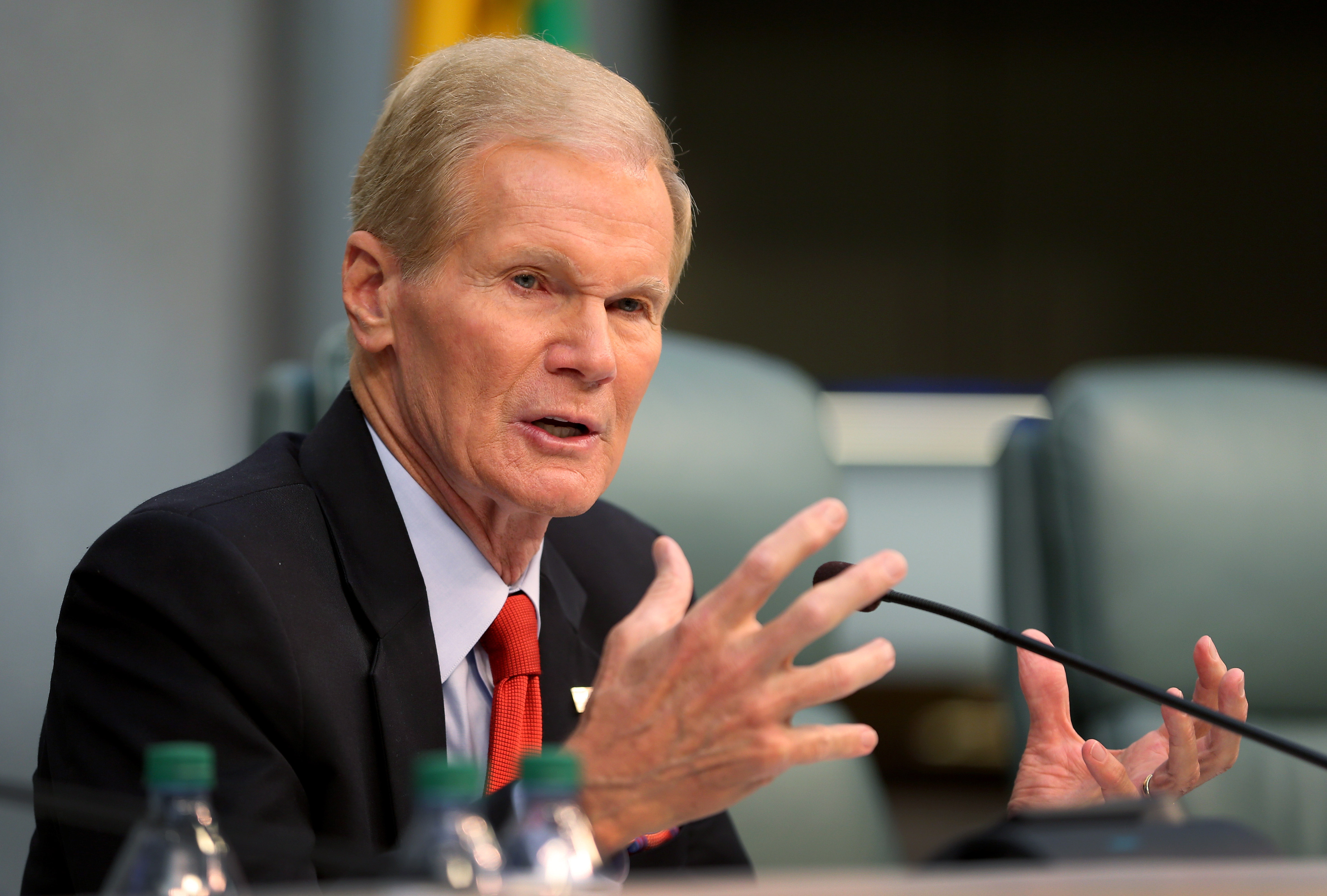 Sen. Nelson Meets with P.R. Leaders About Disaster Relief