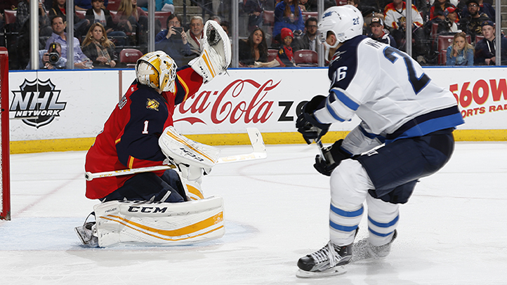 Luongo Returns to Net as Panthers Top Jets