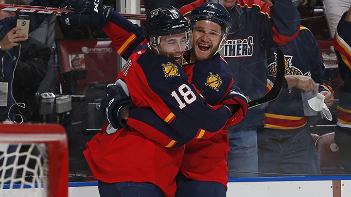 Smith Stays Hot to Help Panthers Even Up Series