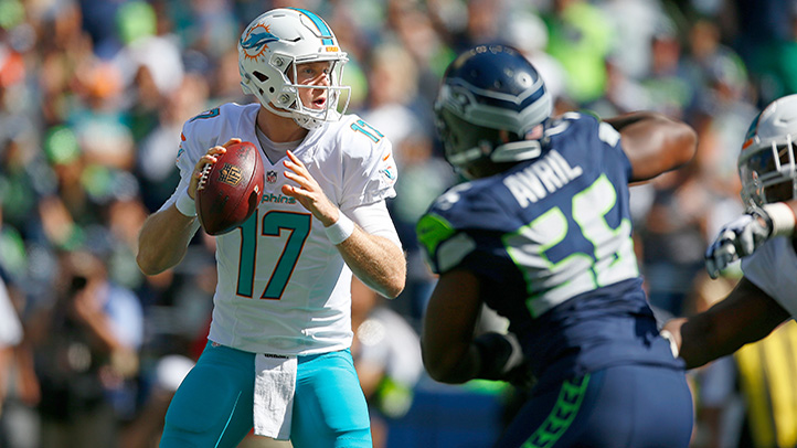 Dolphins Begin Season With Loss in Seattle