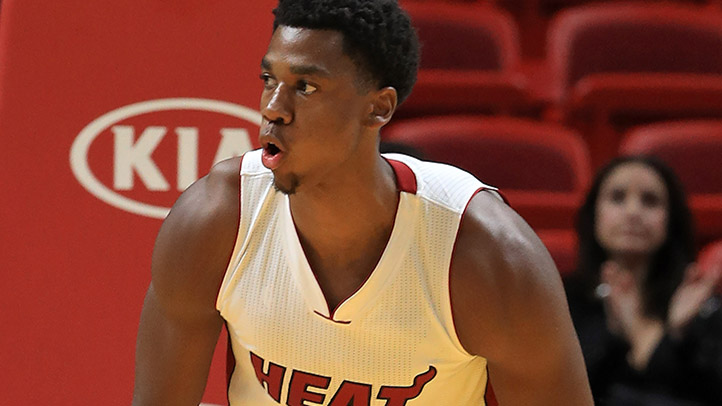 Whiteside Dominates 76ers, Heat Win Tenth Straight