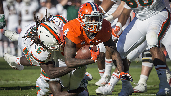 Streaky Hurricanes Top Cavaliers