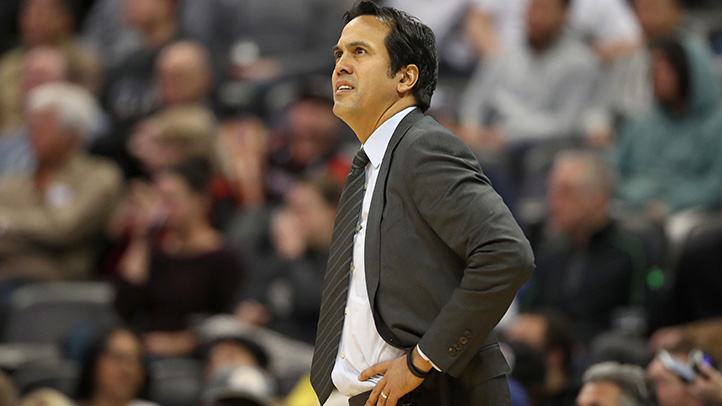 Hornets Sting Heat in Second Half