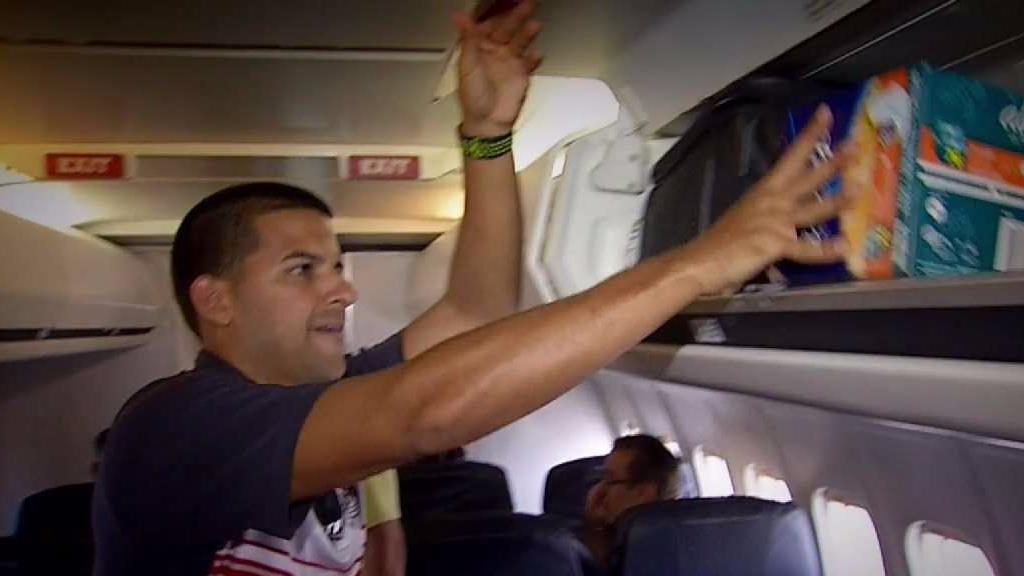 John Morales Assists With Humanitarian Efforts in P.R.