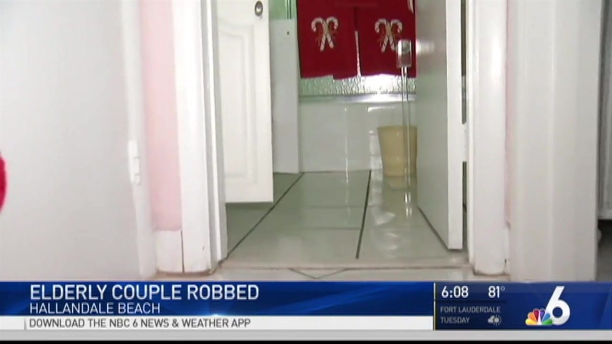 Pair of Fake Plumbers Rob Elderly Couple's Home
