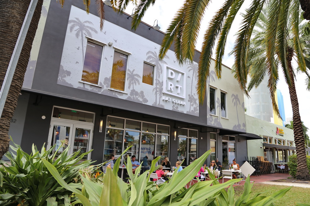 Eating Dirt In Miami Beach