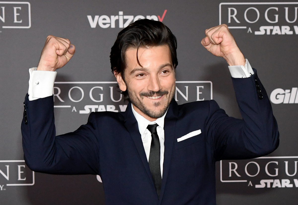 Diego Luna to Play Tony Montana in 'Scarface' Remake: Report