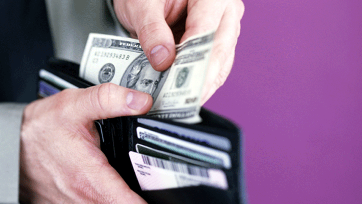 Miami Beach Passes Ordinance to Raise Minimum Wage