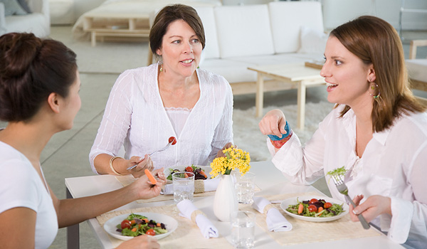 Lin-Manuel Miranda Helps Women Celebrate Galentine's Day