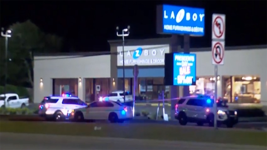Deputies Shoot Kill Knife Wielding Man In Florida Store Nbc 6