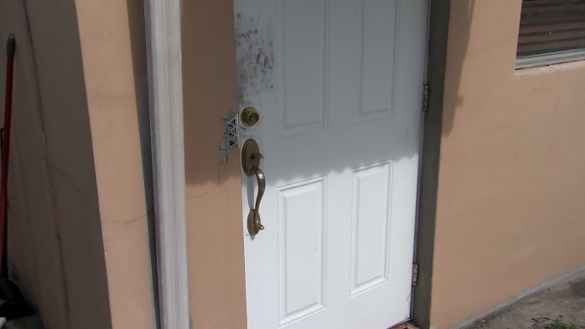 Couple Tied Up During Armed Home Invasion In Hialeah Nbc 6 South Florida