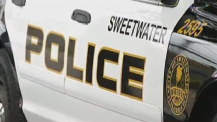 081815 sweetwater police