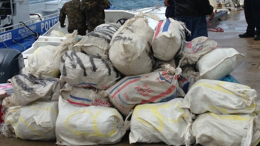 102513 marijuana smugglers caught