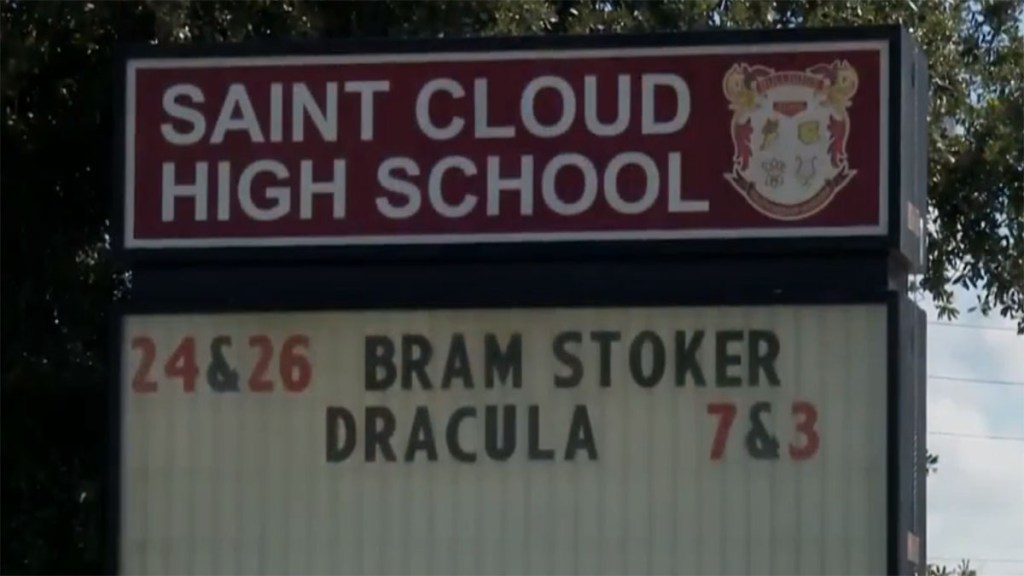 Https Www Nbcmiami Com News National International Nats Fans Go