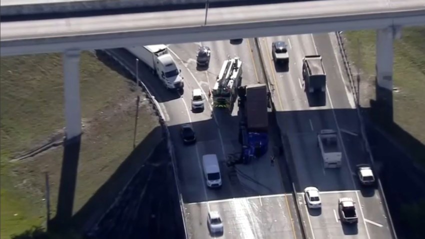 11272019 Overturned 18-Wheeler
