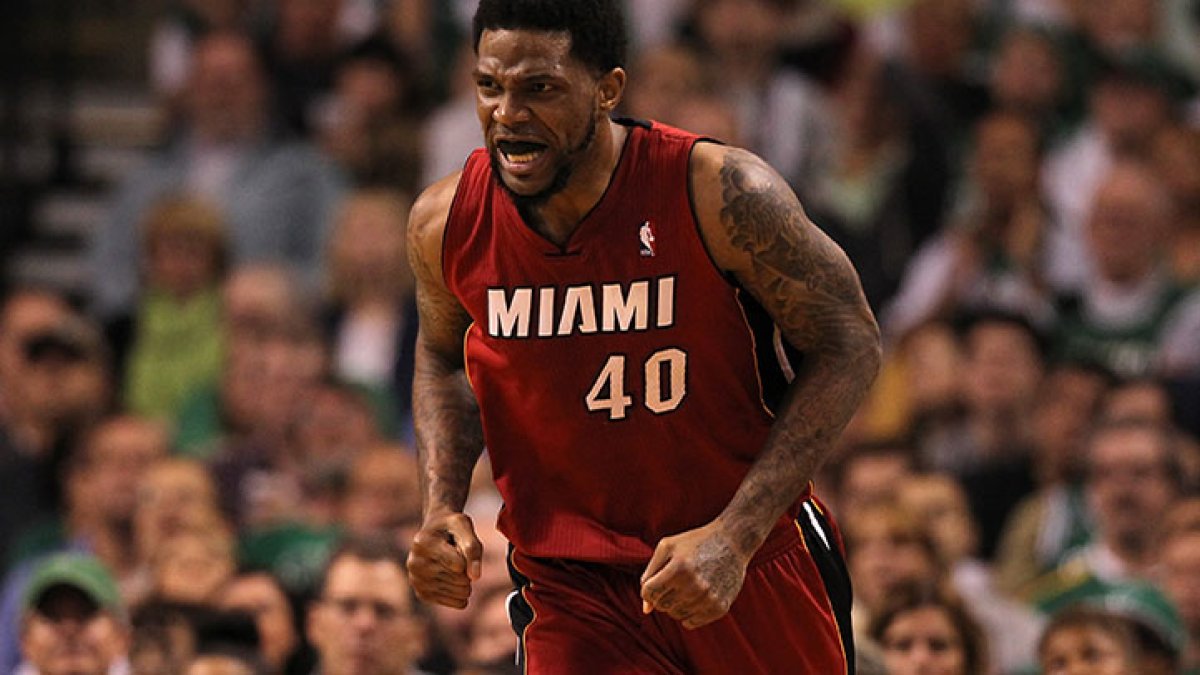 The captain: Haslem makes season debut, scores, gets ejected