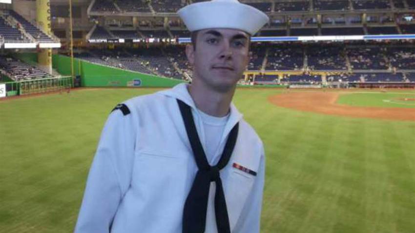 150718-navy-randall-smith-dies-yh-0930a_5cda64ebe9ad367eafd901601f564465.nbcnews-ux-2880-1000