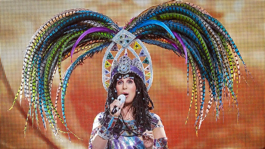 487168719MH027_Cher_And_Cyn
