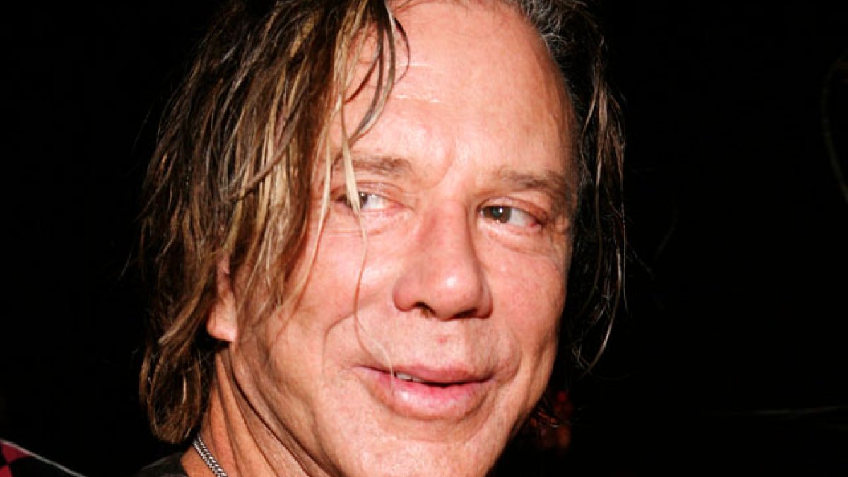 Mickey Rourke trying to refund K to fans who donated to ‘scam’ fundraiser