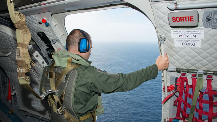 Reunion Missing Malaysian Plane