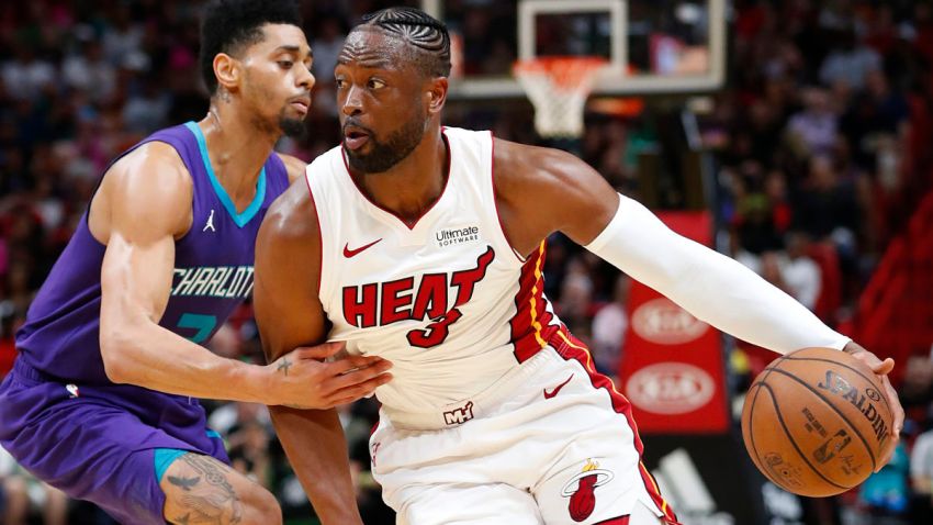 Hornets Heat Basketball