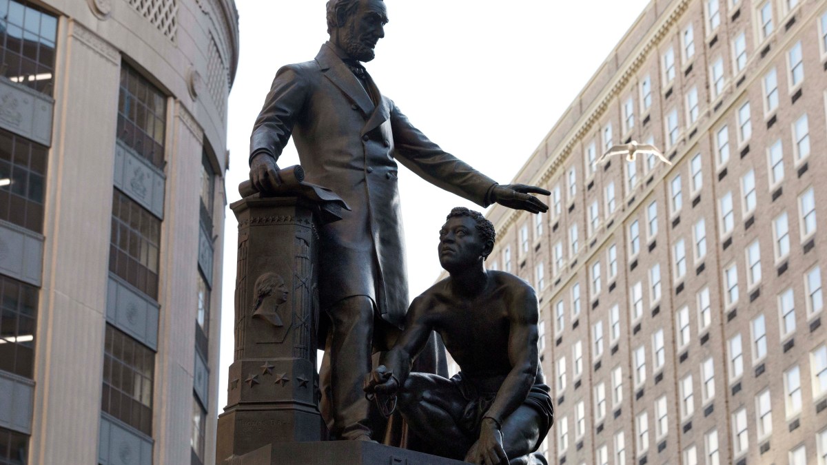‘Why Is He Still On His Knees?’ Calls Grow to Remove Statue of Lincoln