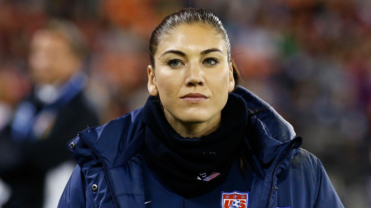 Hope Solo Entering Alcohol Rehab After DWI Arrest; Delays Hall of Fame Induction
