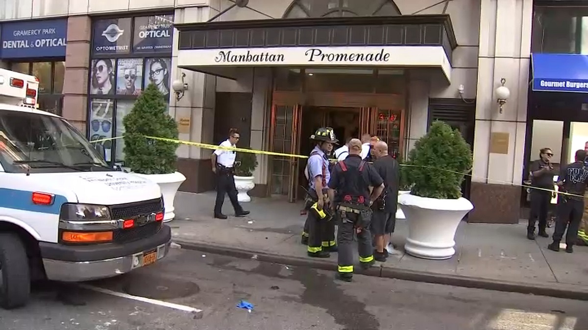 Man Killed in NYC After Elevator Apparently Malfunctions ...