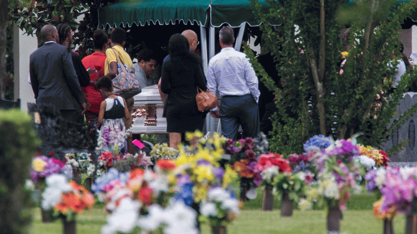 FUNERAL_GettyImages-540709596