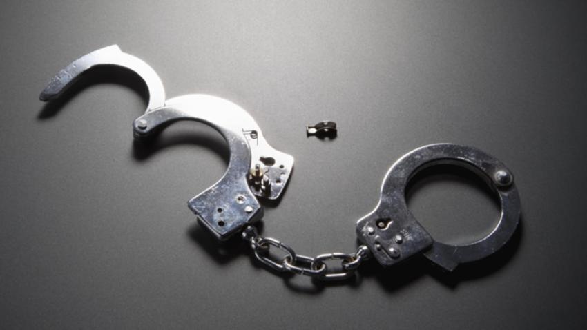 Generic_Handcuffs_Chris_Caesar_NECN_12416