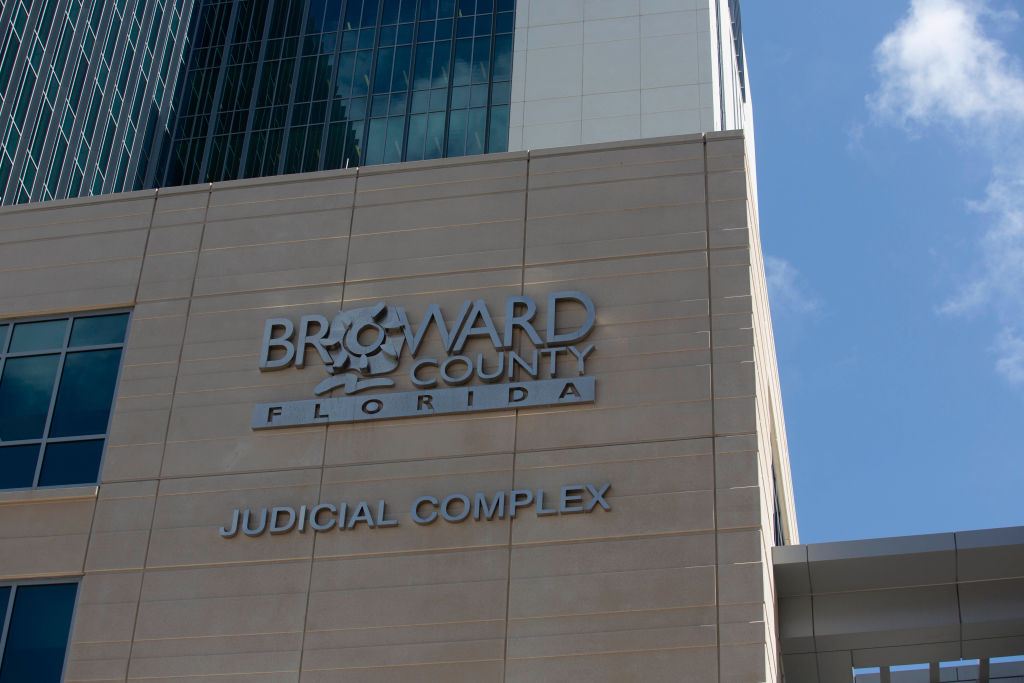 Broward Sheriff’s Deputy Being Investigated Over Jury Tampering ...