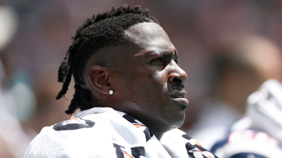 Raiders' officials remain mum on Antonio Brown's release