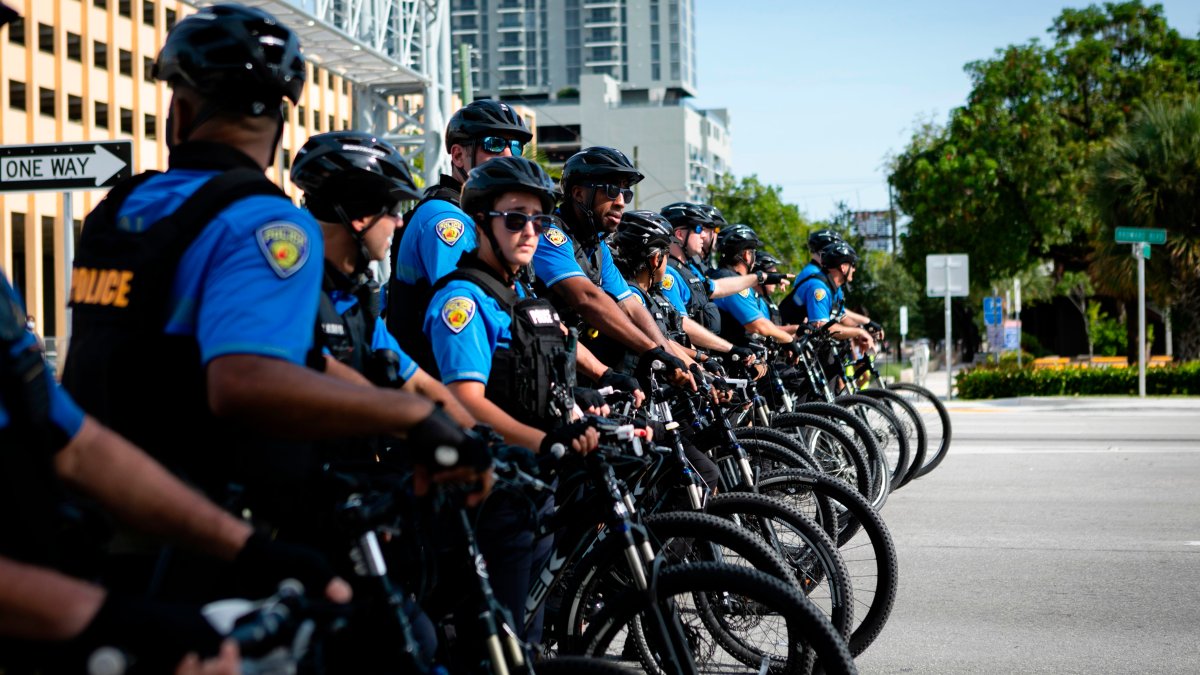 Video Shows Fort Lauderdale Police Laughing About Shooting Rubber ...