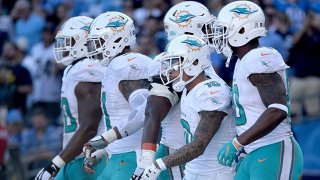 Josh Allen throws 4 TD passes, runs for score, Bills rout division rival  Dolphins 48-20