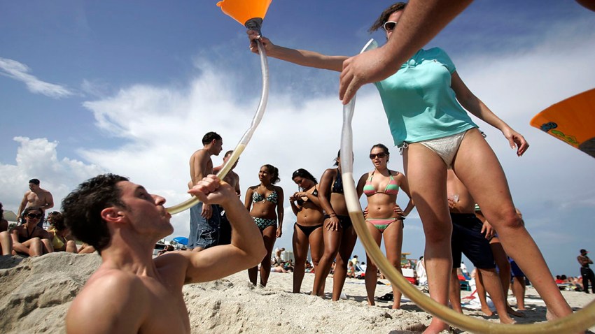 73569946JR007_Spring_Break_