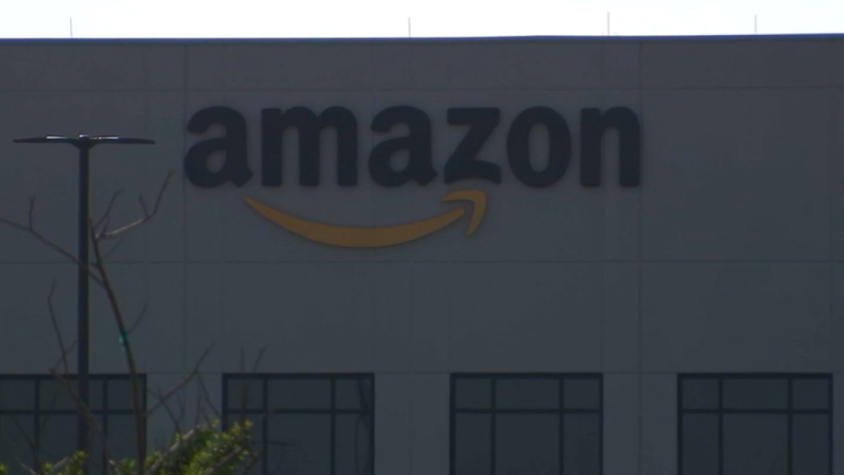 Some Amazon Workers ‘Call Out’ at Opalocka Facility to Protest