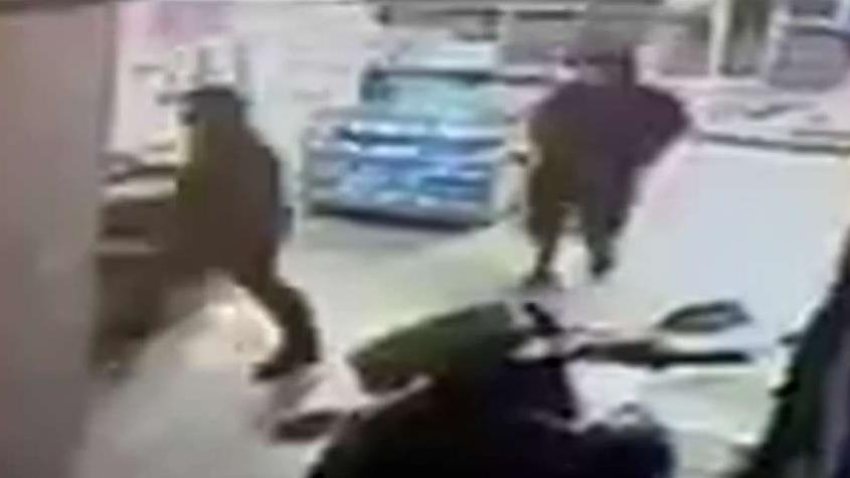 Smash and Grabs at 2 Broward Cellphone Shops