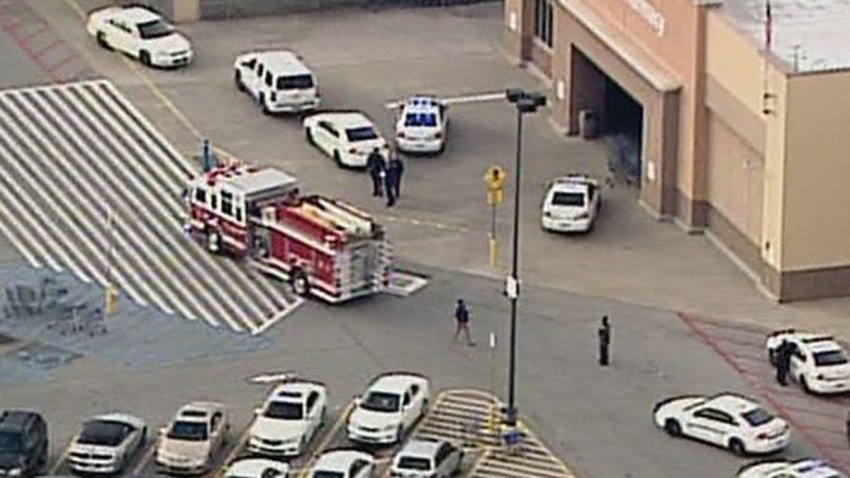 WalmartStandoff-wxiachopper