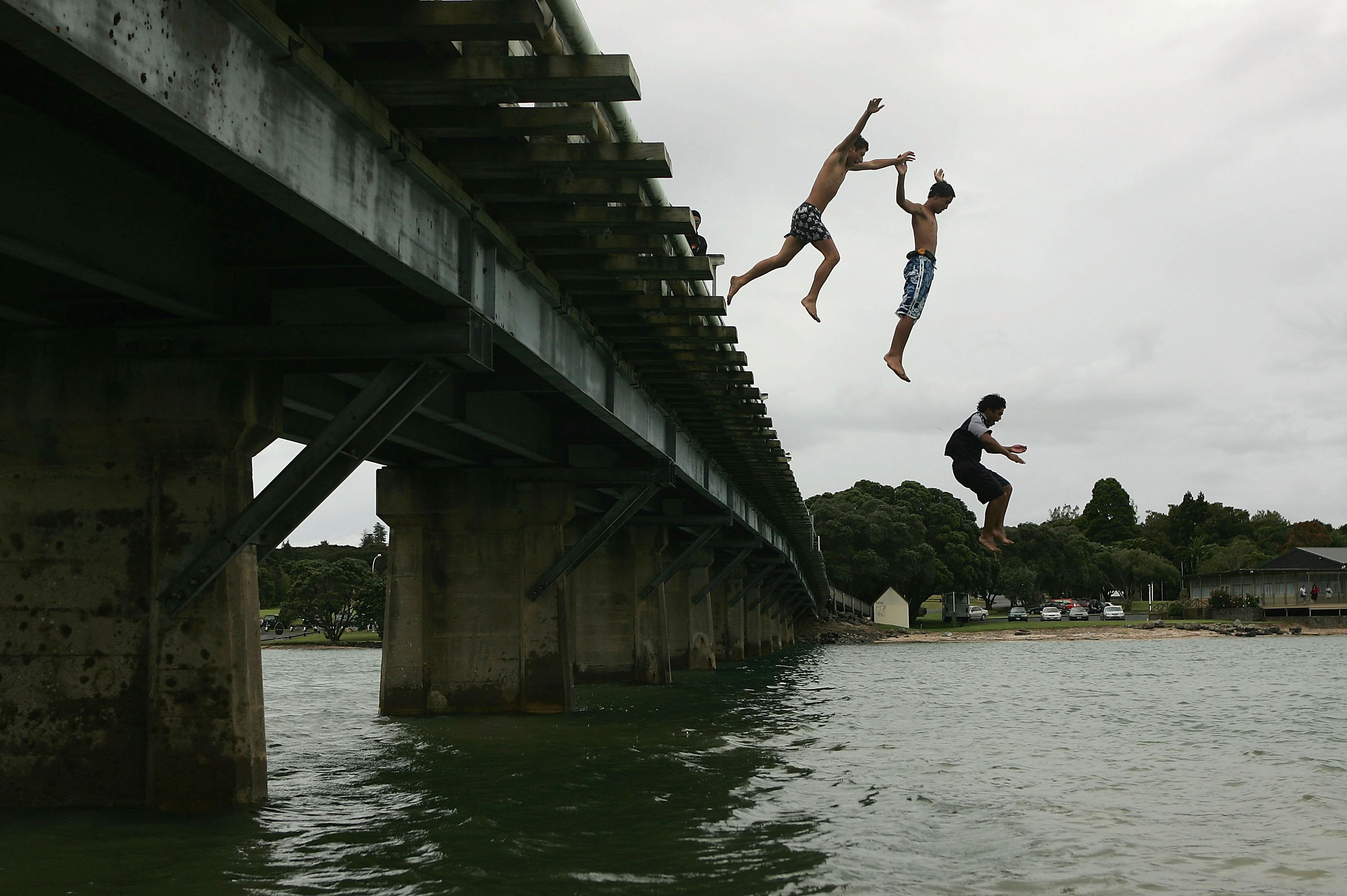 man jumps off bridge 2021