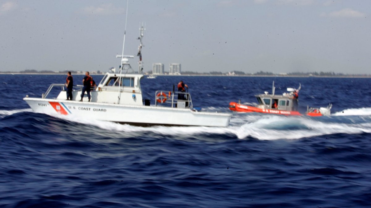 Coast Guard Suspends Search for Boat That Left Bahamas With 20 on Board(01)