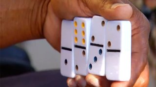 dominoes-game-park