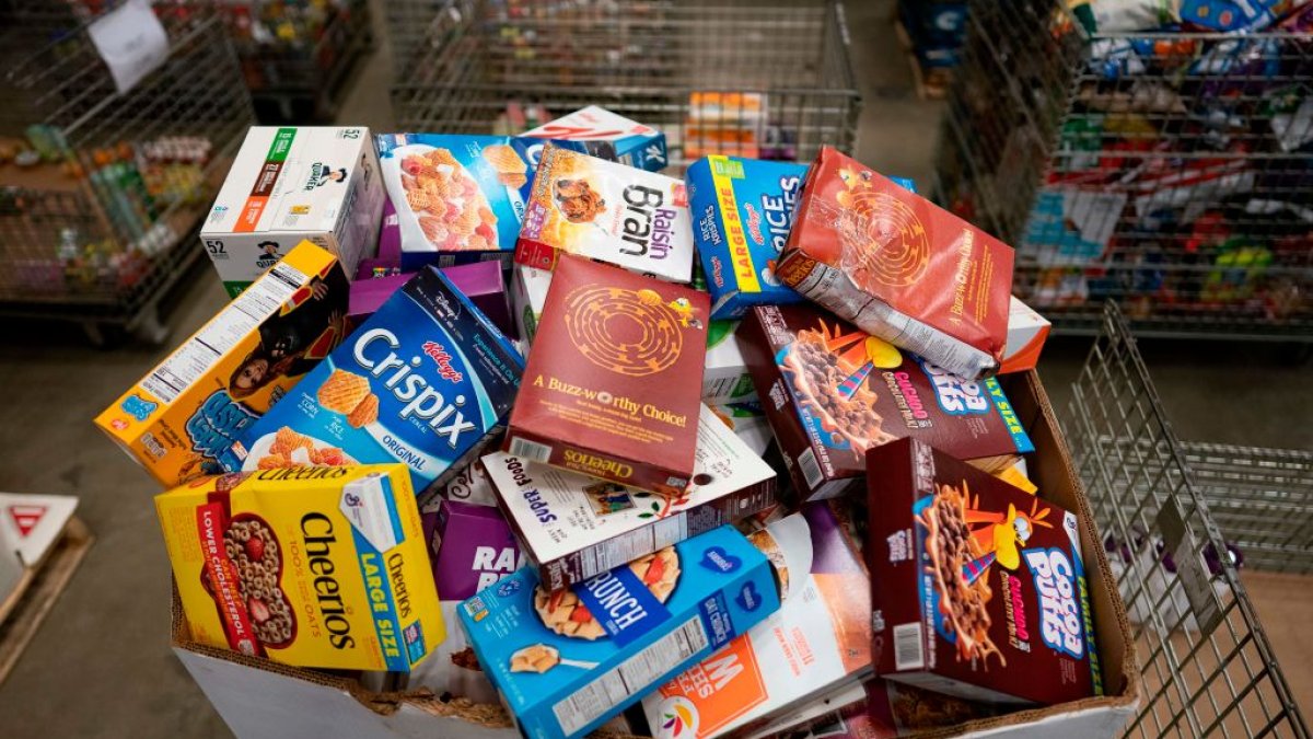 Food Distribution Events Take Place Across Miami-Dade Amid Pandemic ...