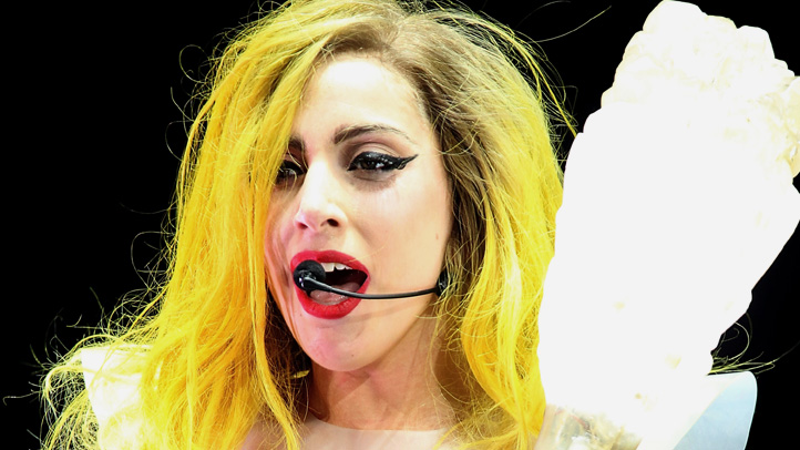 gaga cropped4