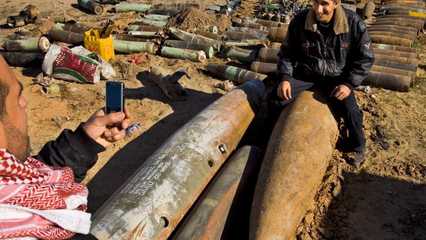 MIDEAST ISRAEL PALESTINIANS EXPLOSIVES